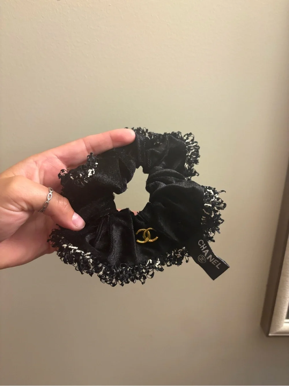CC Black Velvet GWP one scrunchie